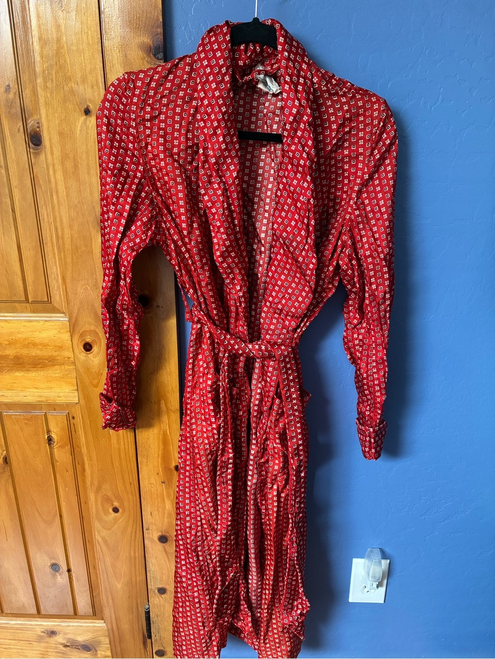 Vintage Red Patterned Women's Robe
